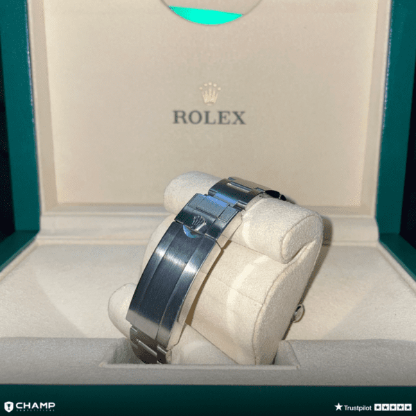 Win This Rolex Submariner + £20k Instant Watch Wins! - Image 3