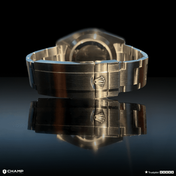 Win This BRAND NEW 2024 Rolex Submariner *STARBUCKS* + £40k Instant Prizes - Image 2