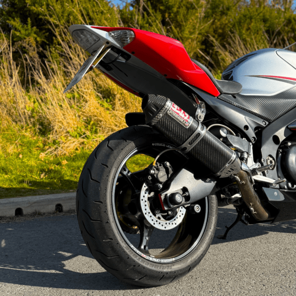 Win This *Isle of Man Edition* Suzuki GSXR 1000 K7 + INSTANT WINS - Image 11