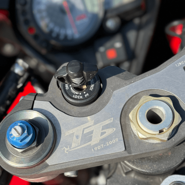 Win This *Isle of Man Edition* Suzuki GSXR 1000 K7 + INSTANT WINS - Image 16