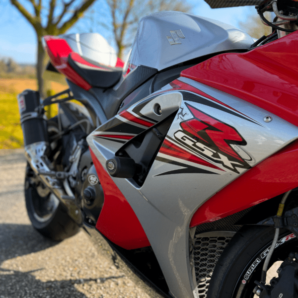 Win This *Isle of Man Edition* Suzuki GSXR 1000 K7 + INSTANT WINS - Image 14