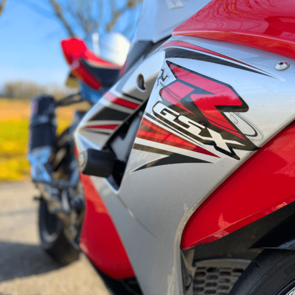 Win This *Isle of Man Edition* Suzuki GSXR 1000 K7 + INSTANT WINS - Image 8