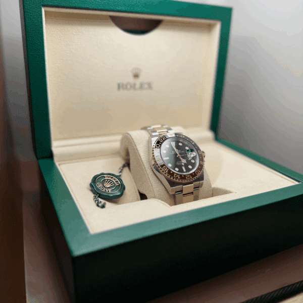 Win This Rolex GMT-Master II 'Rootbeer'  + £50,000 Instant Wins! - Image 9